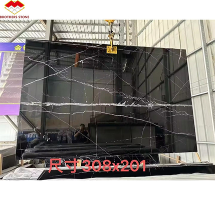 Σύγχρονη Nero Marquina Μαύρο λευκό Στίπ Μαρμάρινο γυαλισμένο φυσικές μεγάλες πλάκες για εσωτερικό ξενοδοχείο βίλα