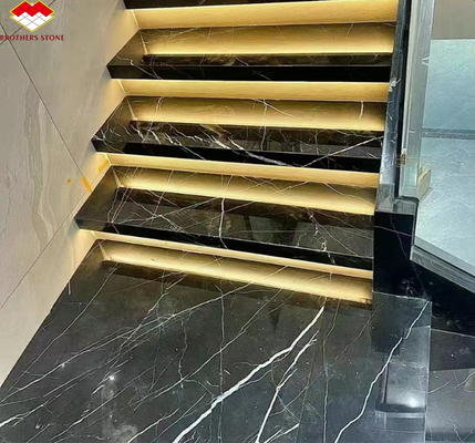 Σύγχρονη Nero Marquina Μαύρο λευκό Στίπ Μαρμάρινο γυαλισμένο φυσικές μεγάλες πλάκες για εσωτερικό ξενοδοχείο βίλα