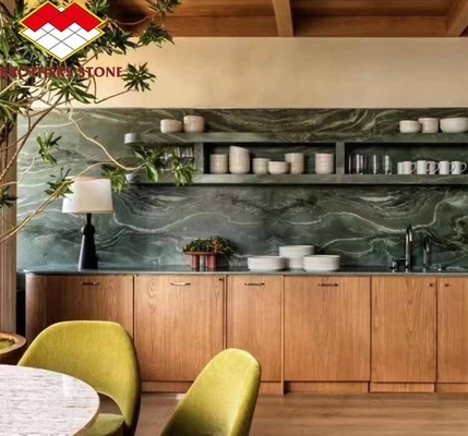 Σύγχρονο τραπέζι με γυαλισμένη πράσινη μαρμάρινη επιφάνεια και προσαρμοσμένο γραφικό σχεδιασμό