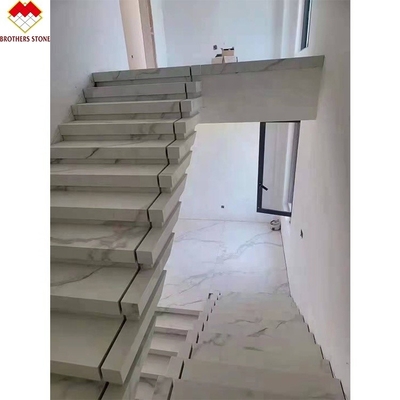 Πορσελάνινη λεπτή σκάλα από πλάκες κατασκευασμένη με εξατομικευμένη γυαλισμένη ή ματ επιφάνεια