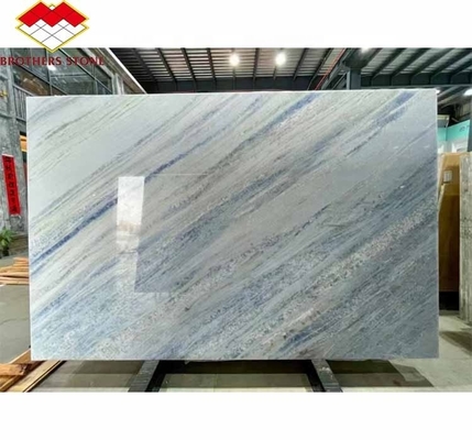 Αναβαθμίστε το Living Staircase Hall σας με 20mm Blue Ice Onyx Stone Veneer και Backlight