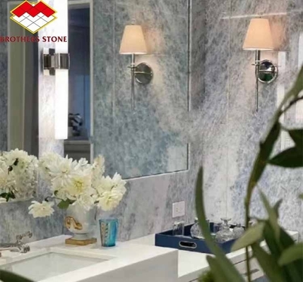 Αναβαθμίστε το Living Staircase Hall σας με 20mm Blue Ice Onyx Stone Veneer και Backlight