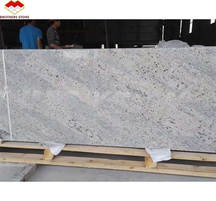 2700kg/m3 Σφραγίδα γρανίτη σύγχρονη ινδική Κασμίρ Λευκή επένδυση Φυσική πέτρα κομμένη σε μέγεθος