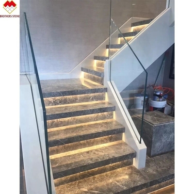 Ευρωπαικό σχεδιασμό Λευκό γκρι κόκκους Μαρμάρινο σκαλισμένη σκάλα Πηδάλια και ανελκυστήρες Σύγχρονο στυλ Καθαρό χάλυβα Διακοσμητικές εσωτερικές σκάλες