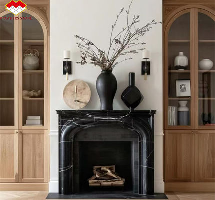 Σύγχρονο μαρμάρινο τζάκι για το σαλόνι της βίλας Διακόσμηση σε ευρωπαϊκό ύφος